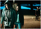 Donnie Darko im Skelett-Kostm mit Gretchen Ross